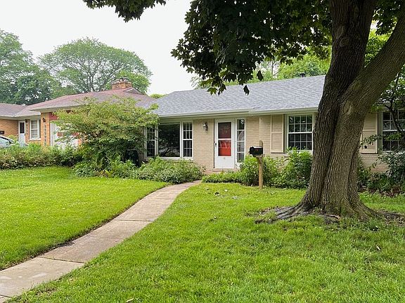 2nd image of 48 N Linden Ave