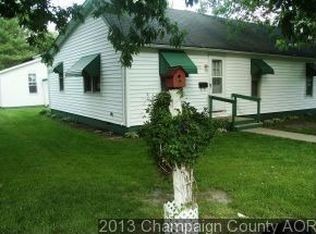 732 S Macon St, Bement, IL 61813