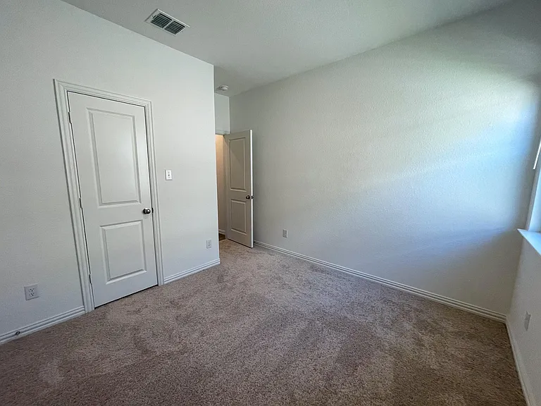 3305 Tulip Poplar Trl — Photo 17