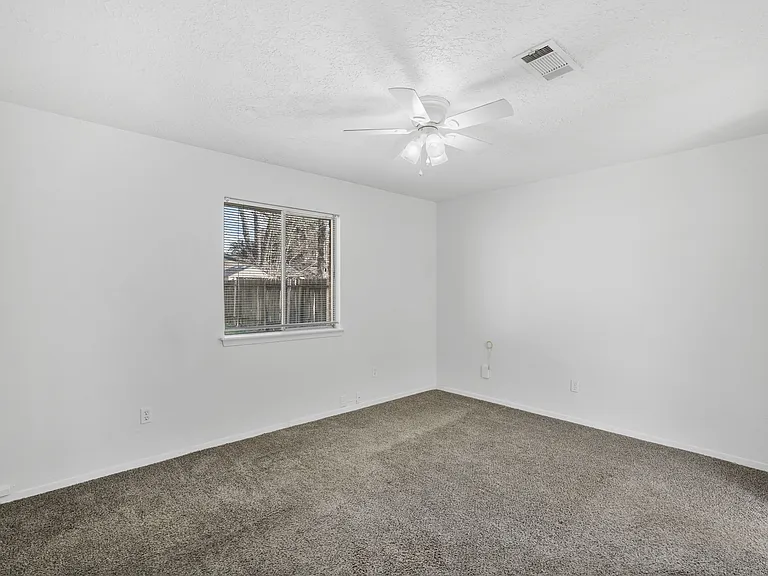 15226 Flamingo Park — Photo 7
