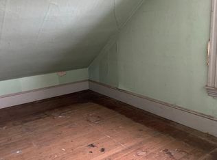 99 Oak St #5, Woonsocket, RI 02895