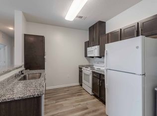 Ogeechee Place, Savannah, GA 31405