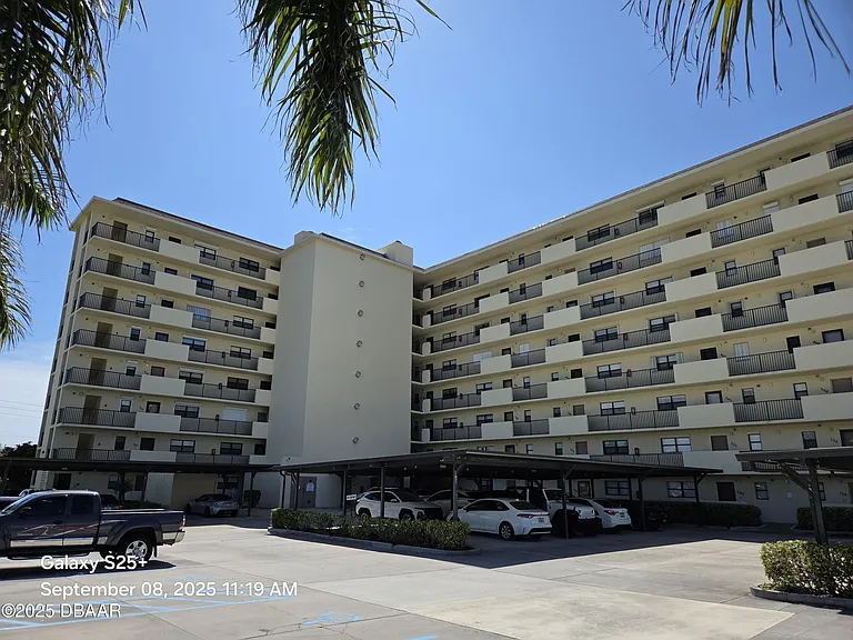 500 Palm Springs Blvd #407 — Photo 23