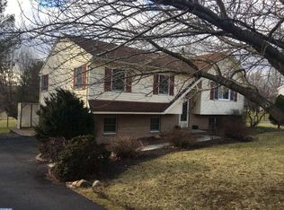 282 Gin Mill Rd, Mohrsville, PA 19541