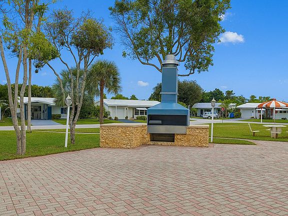 5th image of 2851 E Golf Boulevard #107