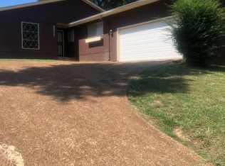 3217 Scotland Rd, Memphis, TN 38128