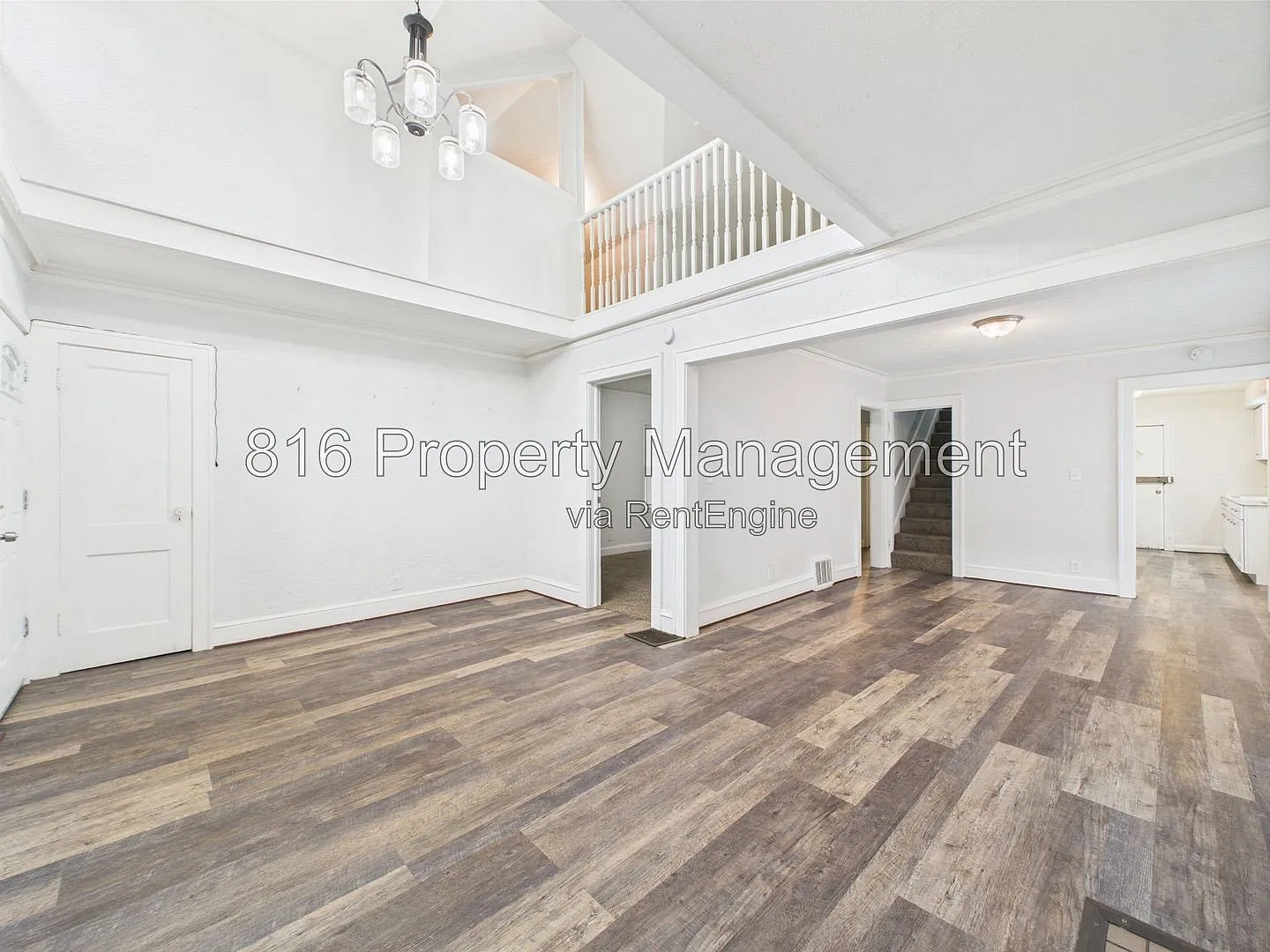3 bed, 1.0 bath, 1156 sqft, $1,300 — Photo 3