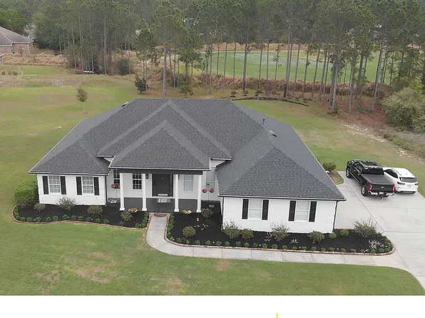 492 Club House Dr E, Freeport, FL 32439