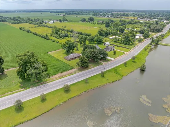 1566 Front St, Cottonport, LA 71327