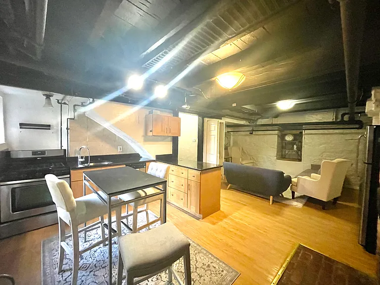 4 Champney Pl #1 — Photo 9