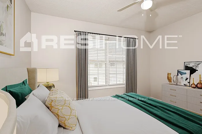 303 Kayla Ct — Photo 9