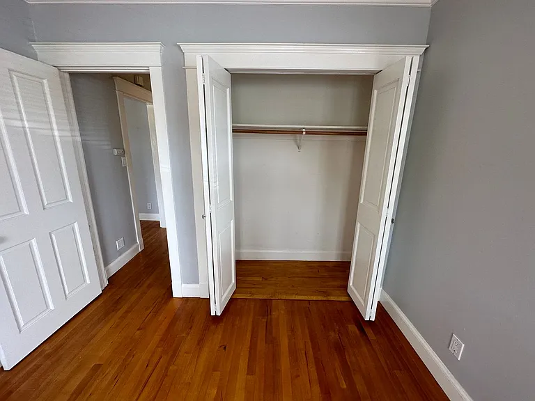 535 N Olive St — Photo 14