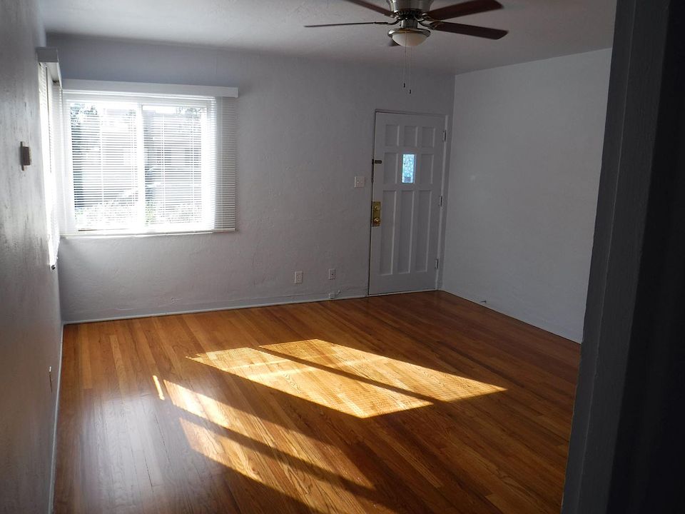1st image of 516 Montclaire Dr NE