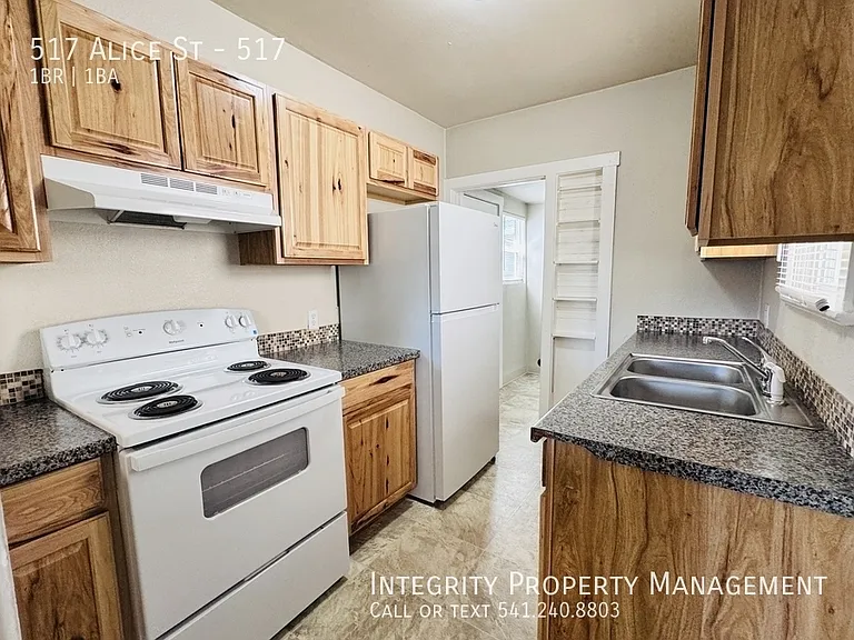 517 Alice St #517 — Photo 6