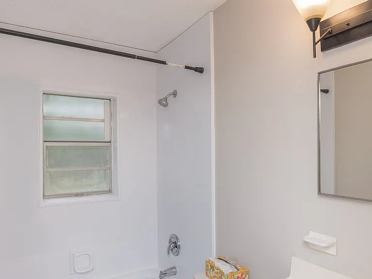 6404 Dunbar Rd — Photo 13