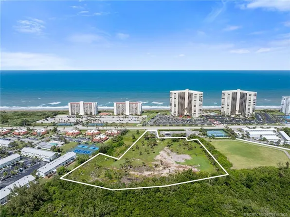 9475 S Ocean Dr, Jensen Beach, FL 34957