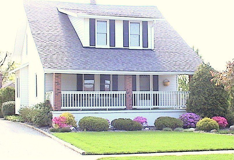 1457 Commonwealth Ave. Mayfield Hts.