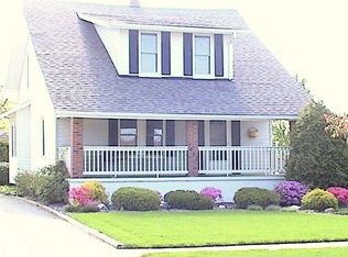 1457 Commonwealth Ave, Mayfield Heights, OH 44124