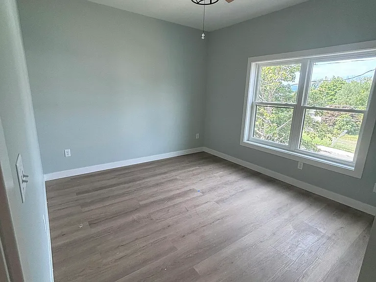 216 Harrison Ave #2 — Photo 5