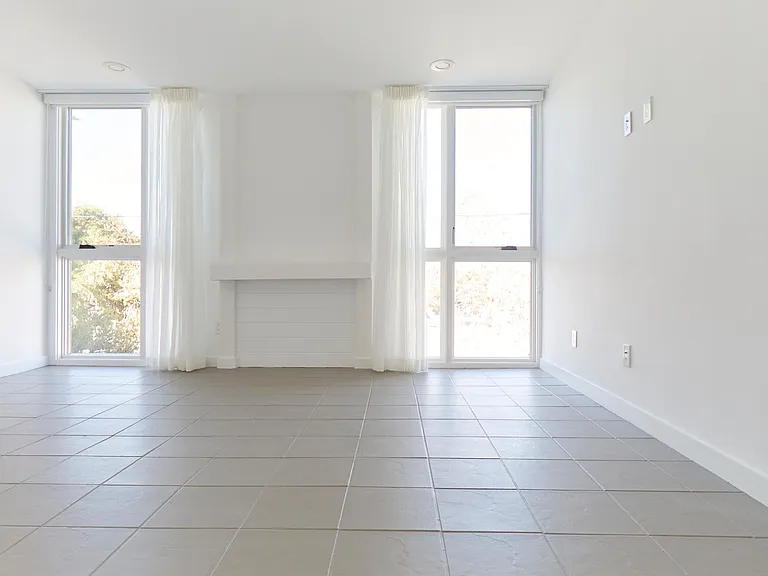 2204 Strongs Dr #5 — Photo 35