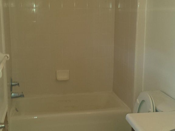 4th image of 1353 E Lafayette St #1532