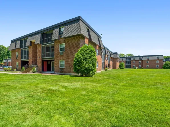 16 Brookside Ave, Worcester, MA