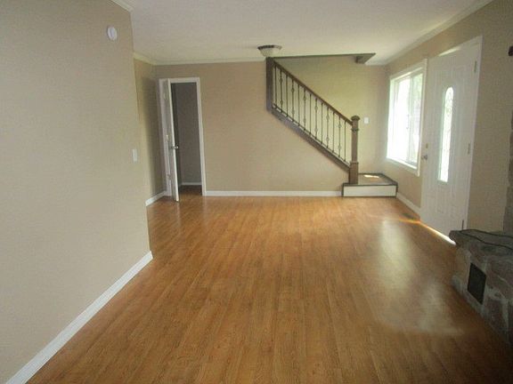2nd image of 15553 Horse Shoe Ln
