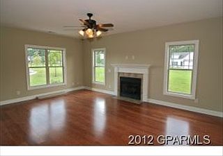 3rd image of 2409 Carlow Pl