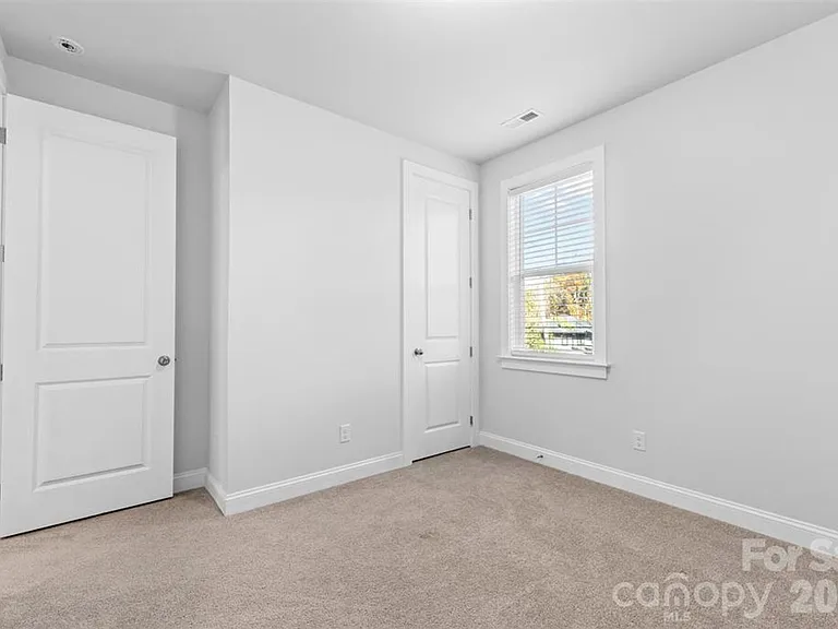 712 Rodey Ave — Photo 14