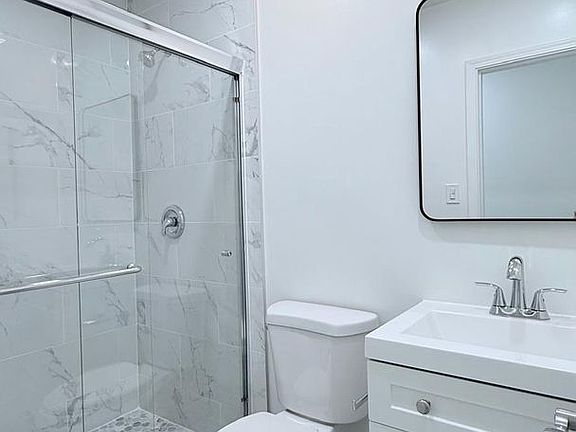 4th image of 3919 Ursula Ave #10