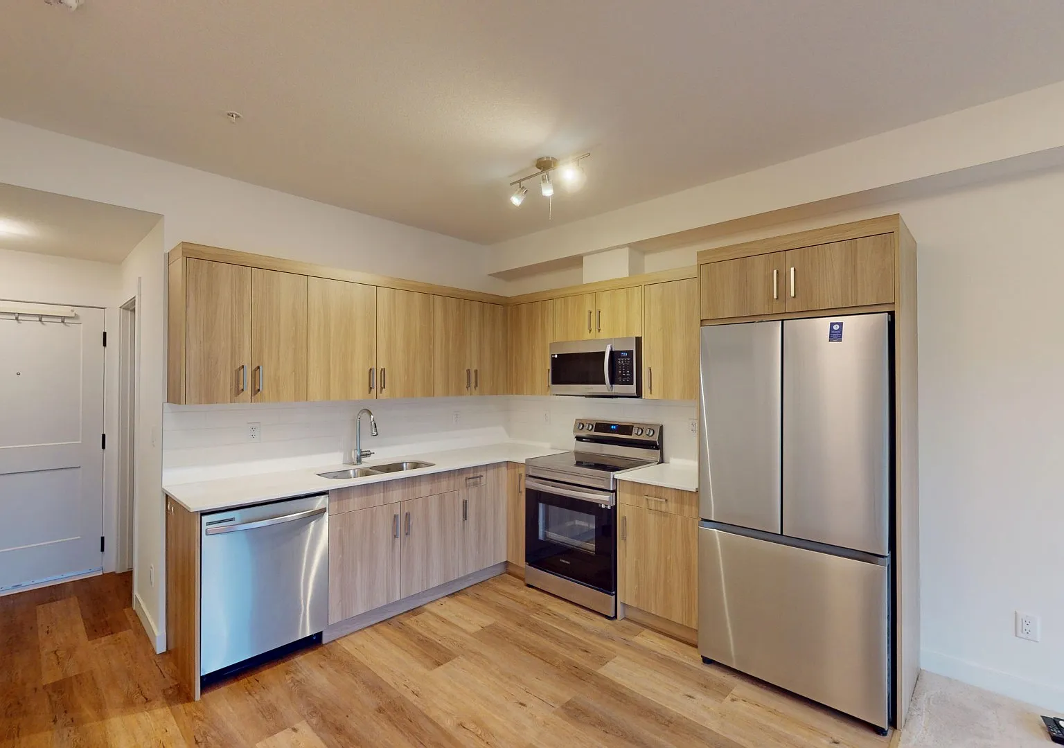2309 Seton Cir Se — Photo 2