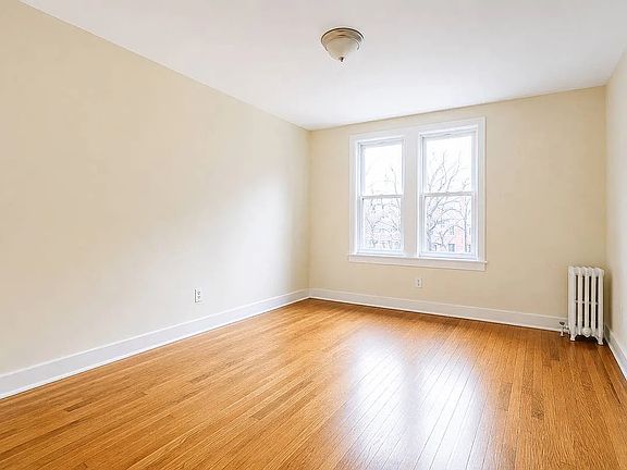 5th image of 666 Hancock St APT 4B