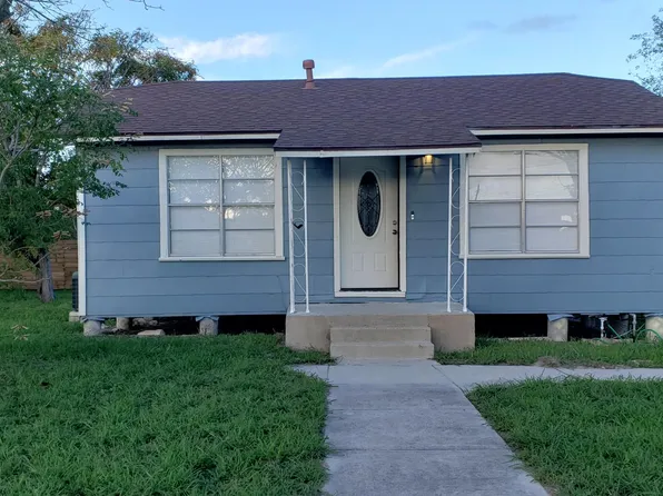 418 Linnet Cts, Corpus Christi, TX 78418