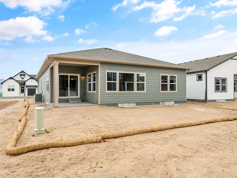 16353 Cattle Creek Ct — Photo 34