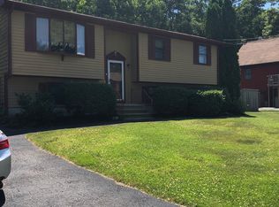 23 Susie St, Somerset, MA 02726