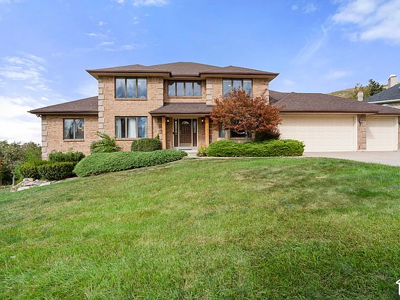 2nd image of 1373 Pheasant Ridge Cir