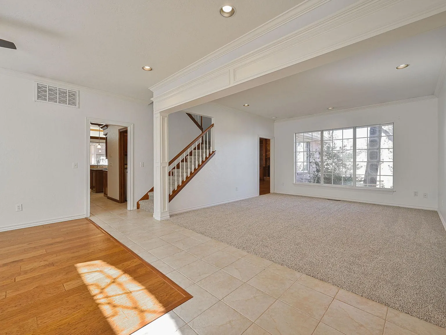 4 bed, 3.5 bath, 2495 sqft, $2,495 — Photo 4