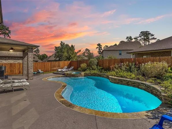 2622 Royal Field Ln, Conroe, TX 77385