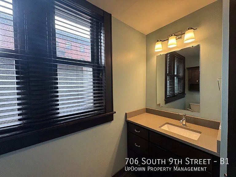 706 S 9th St — Photo 14