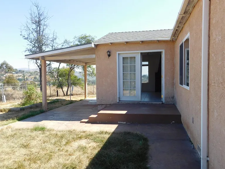 3917 Quarry Rd — Photo 3
