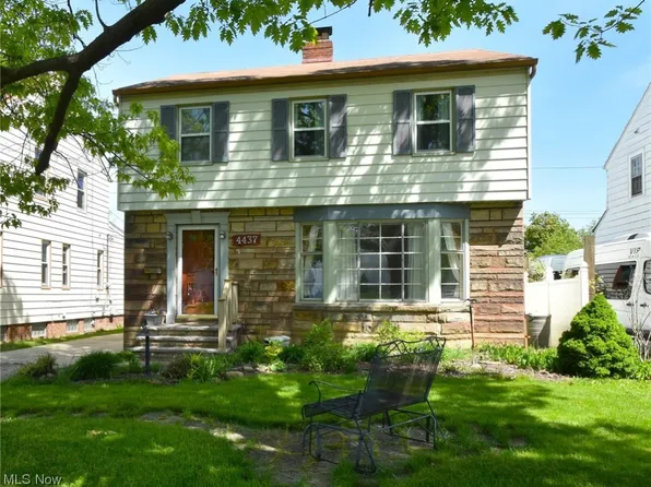 4437 Silsby Rd, University Heights, OH 44118