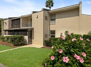 100 E Kentucky Ave APT J1, Deland, FL 32724