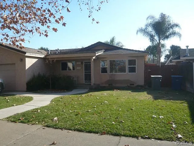 1604 Teak Ave photo 1