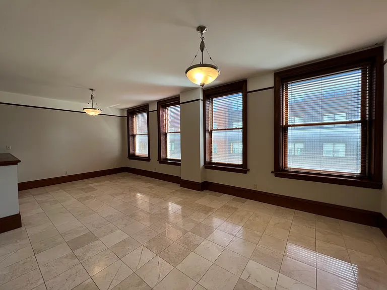 1280 Market St #306 — Photo 7