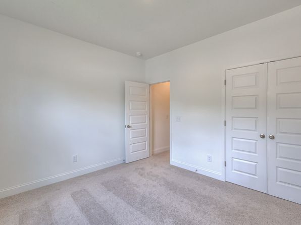 1765 Ventura Ave, White House, TN 37188