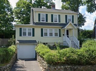 31 Plymouth Rd, Needham, MA 02492