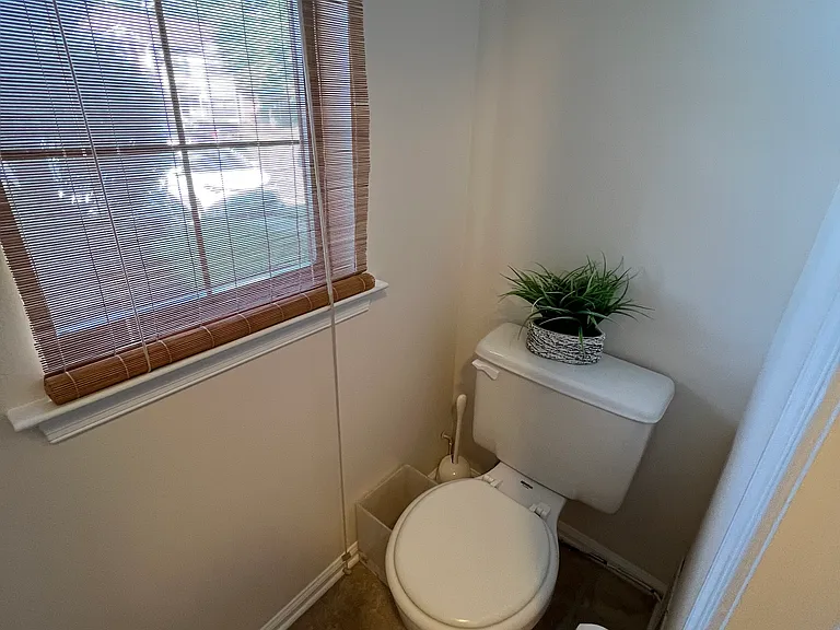 22 Daniel Dr #22 — Photo 3