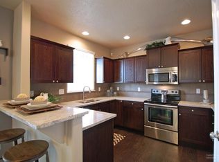 1676 McKinney Butte Rd, Sisters, OR 97759