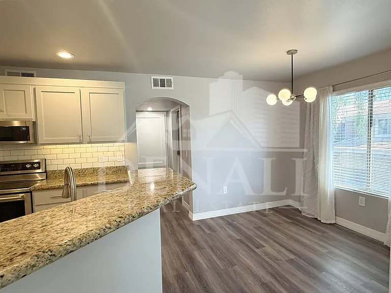 4848 N 36th St #221 — Photo 11