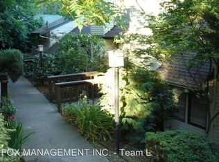 6446-6448 SW Raab Rd, Portland, OR 97221